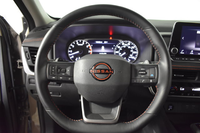 Certified 2025 Nissan Rogue SV AWD/4WD image 15