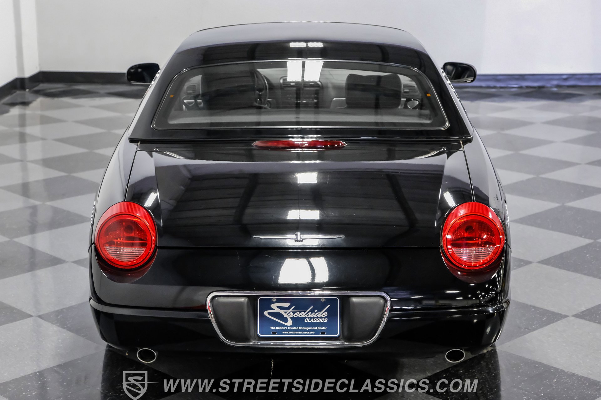 Used 2002 Ford Thunderbird image 38