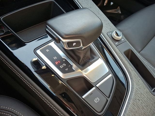 Used 2022 Audi A4 2.0T Premium Plus AWD/4WD image 15