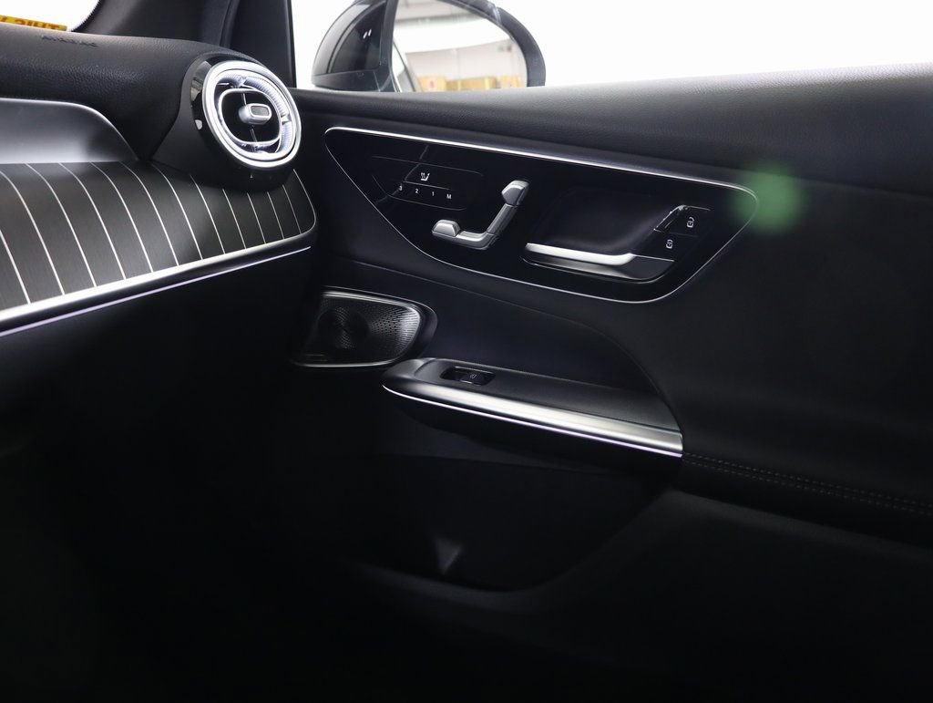 Certified 2026 Mercedes-Benz GLC 300 GLC 300 image 19