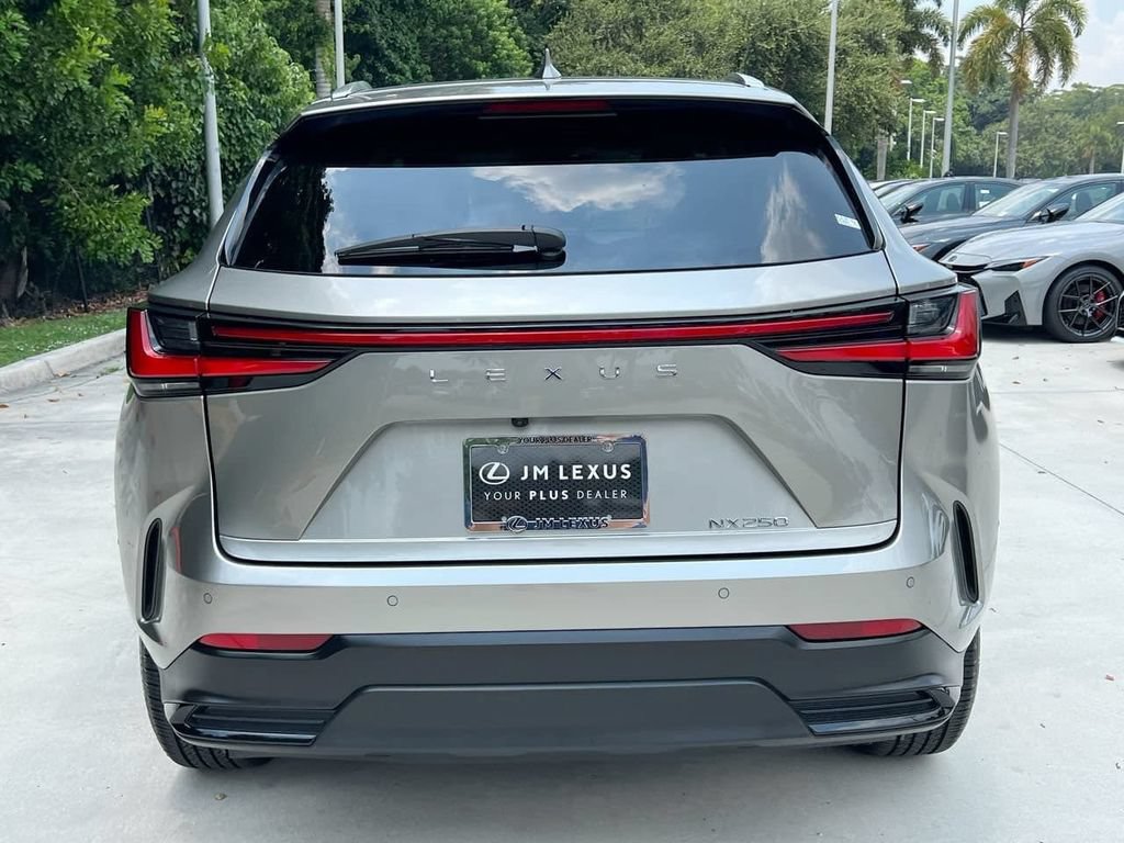 Certified 2025 Lexus NX 250 FWD w/ Accessory Package (Z1) image 6
