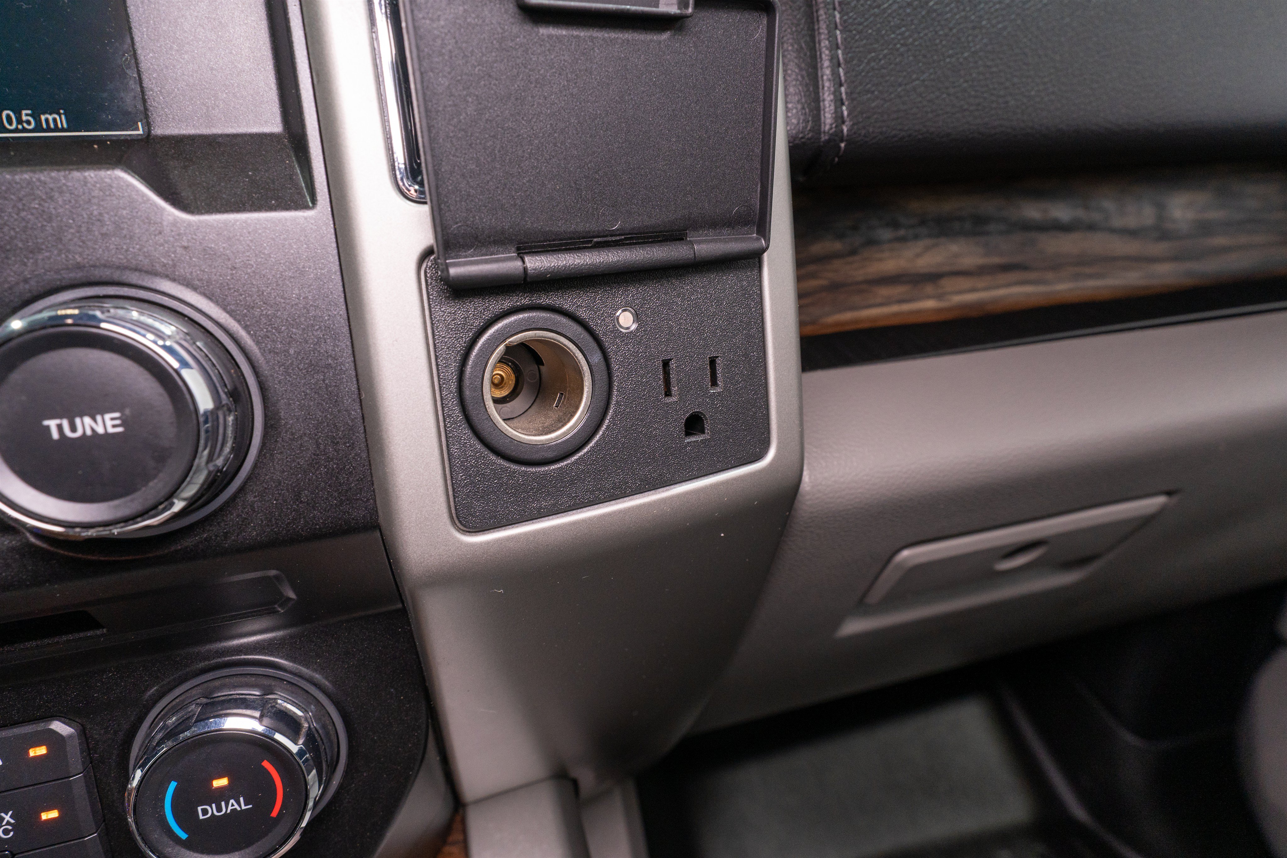 Used 2018 Ford F150 Lariat AWD/4WD image 25
