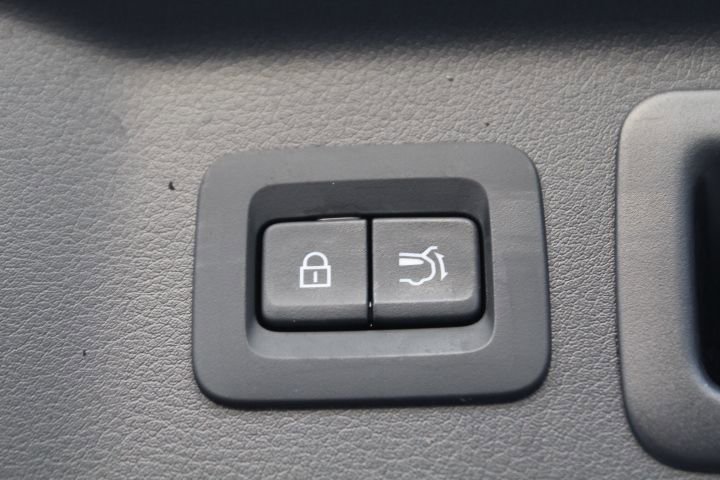 Certified 2025 MAZDA CX-90 Plug-In Hybrid w/ Preferred image 45