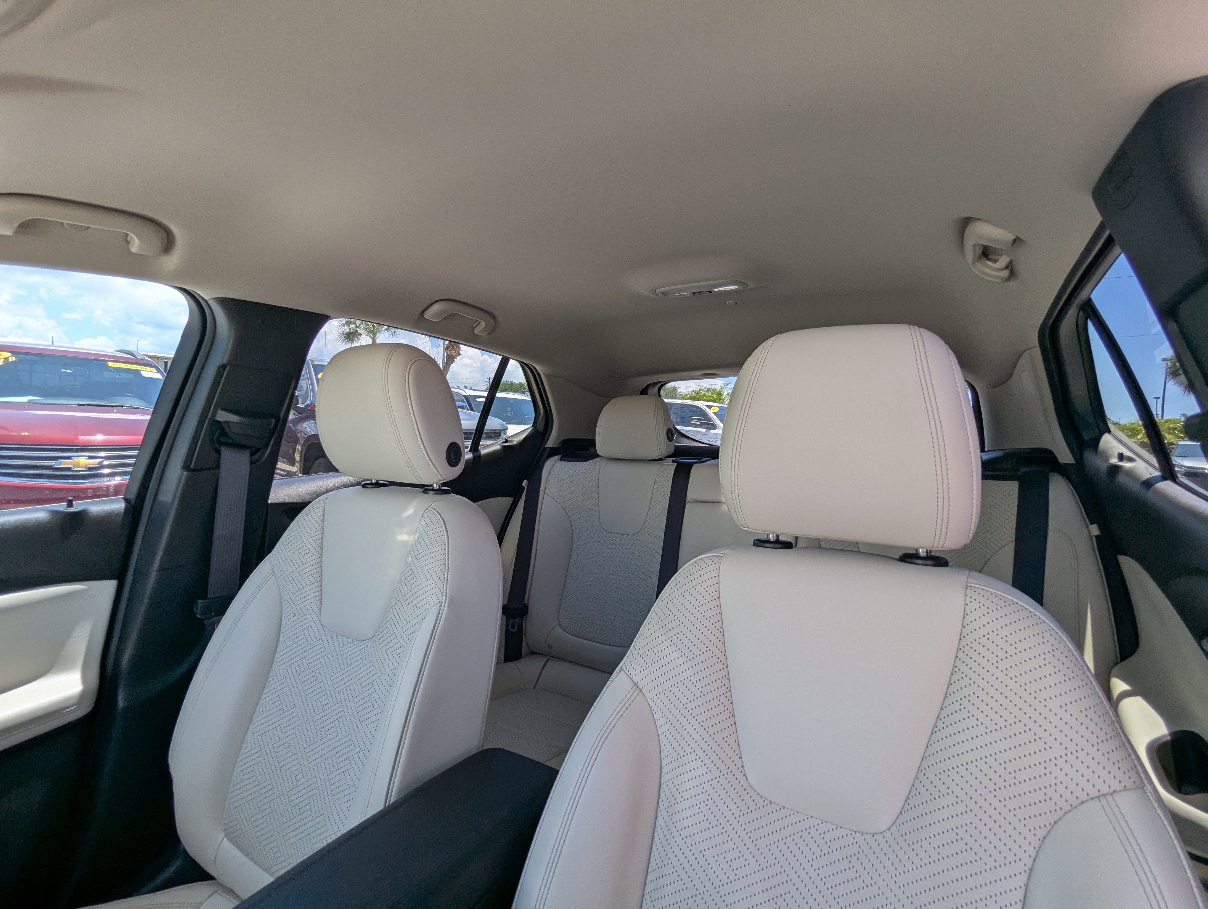 Used 2022 Buick Encore GX Essence w/ Advanced Technology Package FWD image 20