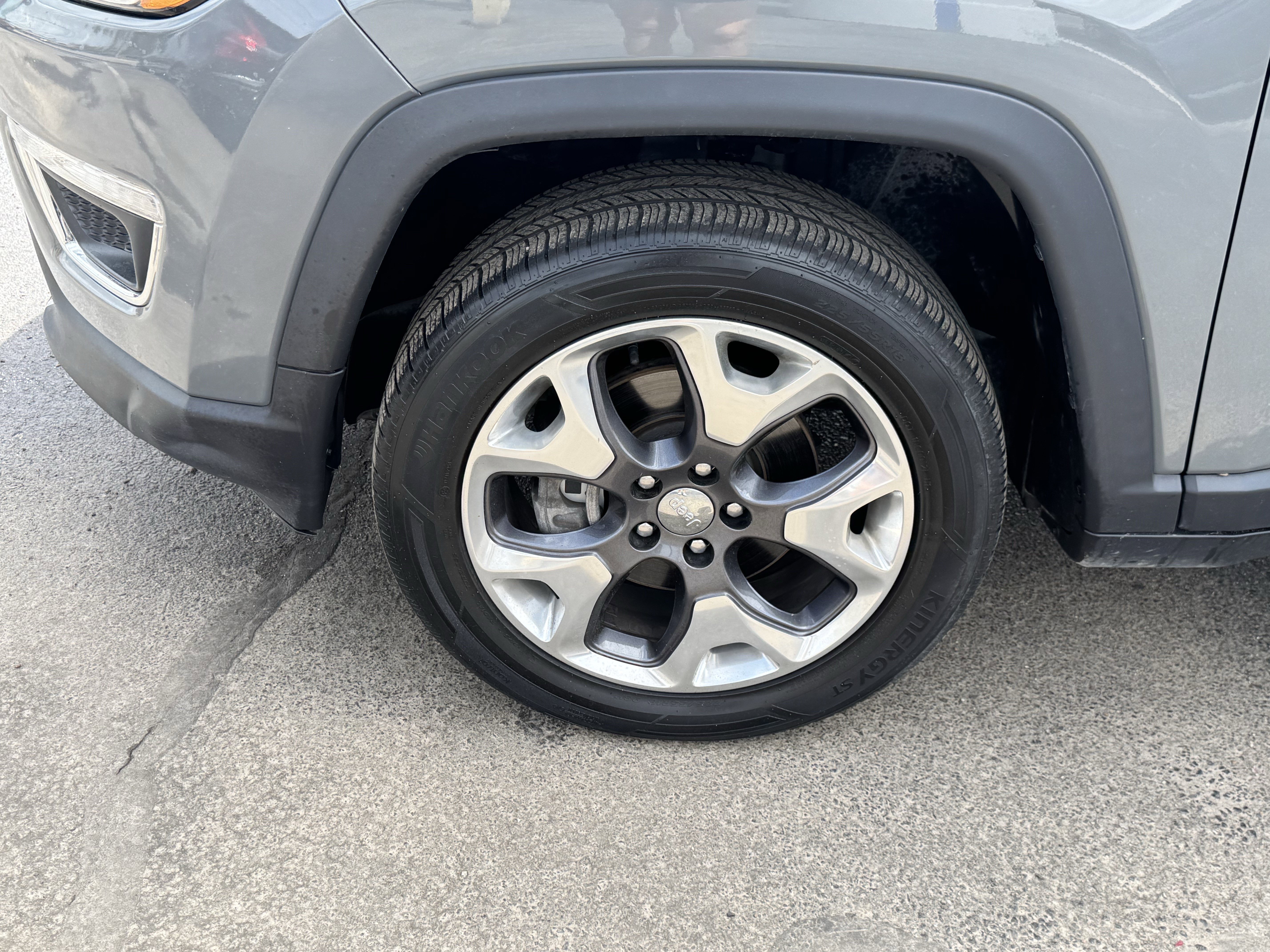 Used 2020 Jeep Compass Limited image 7