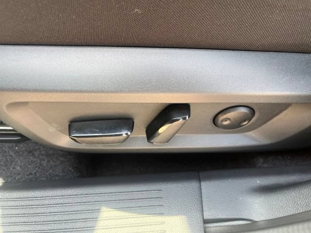 Used 2026 Nissan Rogue SV FWD image 10
