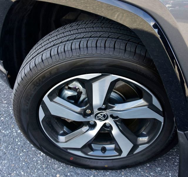 Certified 2023 Toyota RAV4 SE w/ Weather & Moonroof Package image 34