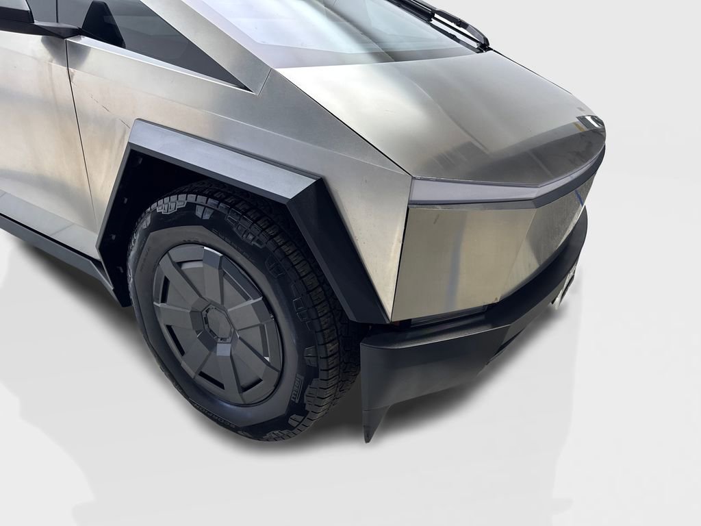 Used 2024 Tesla Cybertruck AWD Crew Cab image 19