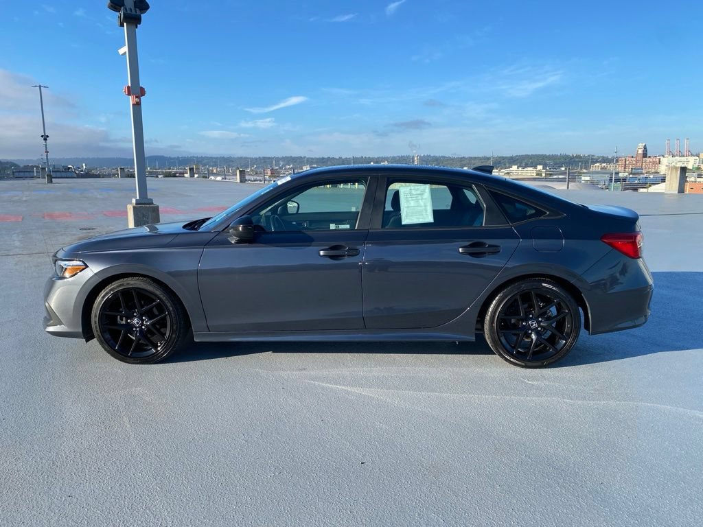 Used 2023 Honda Civic Sport image 9