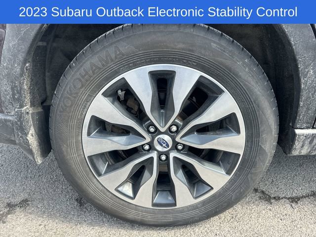 Used 2023 Subaru Outback Touring AWD/4WD image 29