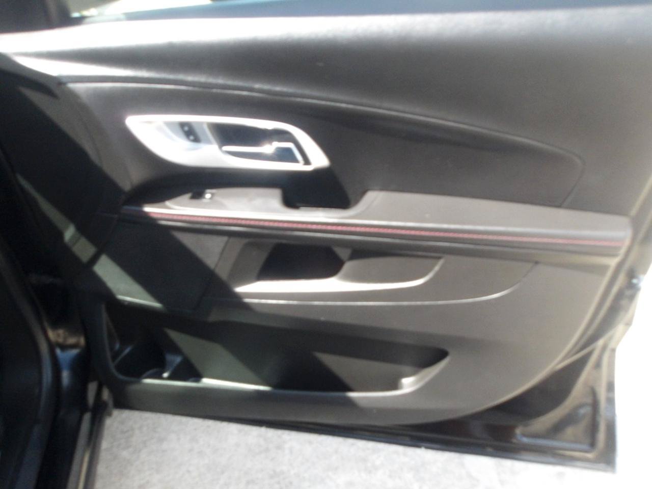 Used 2015 Chevrolet Equinox LT FWD image 9