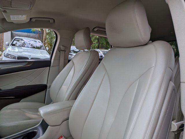 Used 2018 Lincoln MKC Premiere image 14
