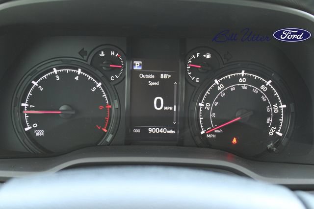 Used 2021 Toyota 4Runner SR5 Premium w/ Moonroof Package RWD image 26