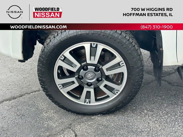 Used 2018 Toyota Tundra SR5 AWD/4WD image 11