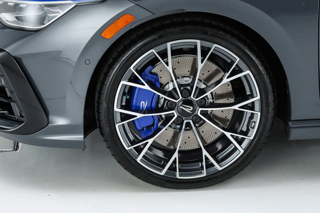 New 2027 Volkswagen Golf AWD/4WD image 43