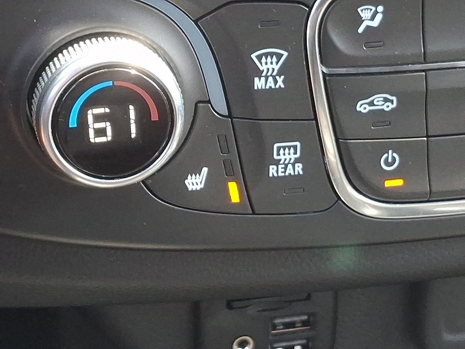 Used 2023 Chevrolet Traverse RS AWD/4WD image 27