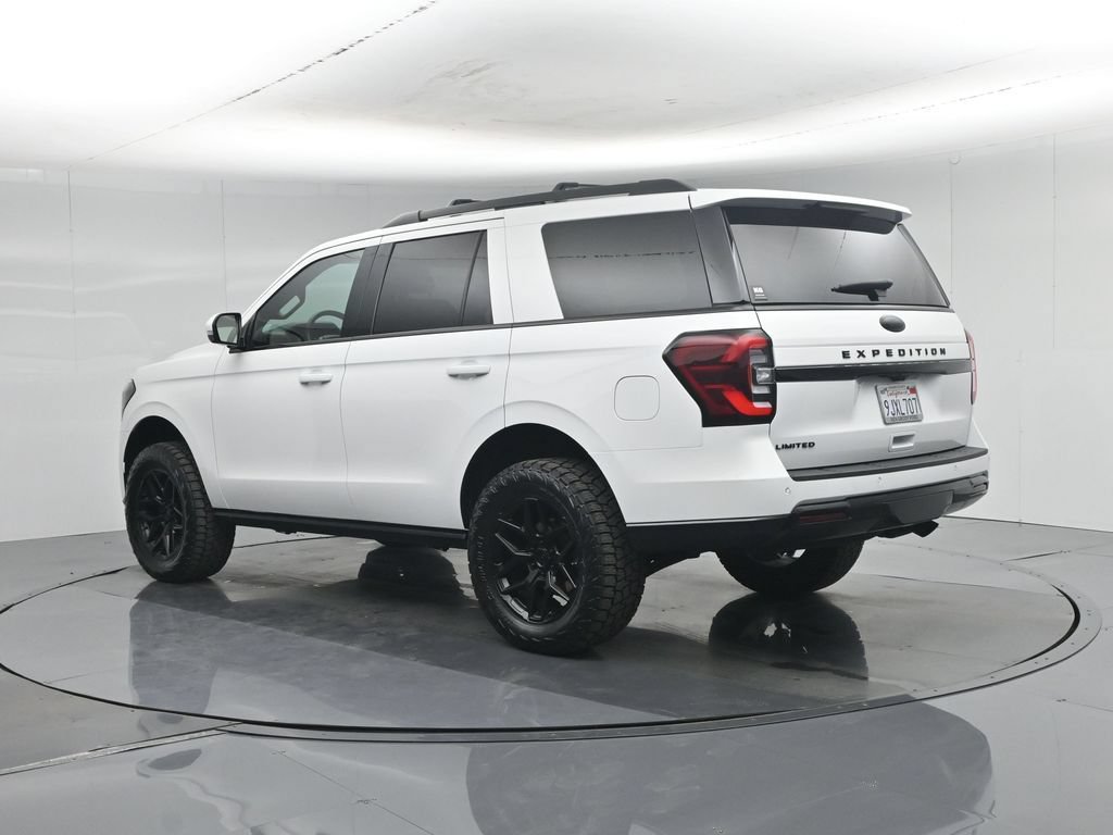 Used 2024 Ford Expedition Limited AWD/4WD image 30