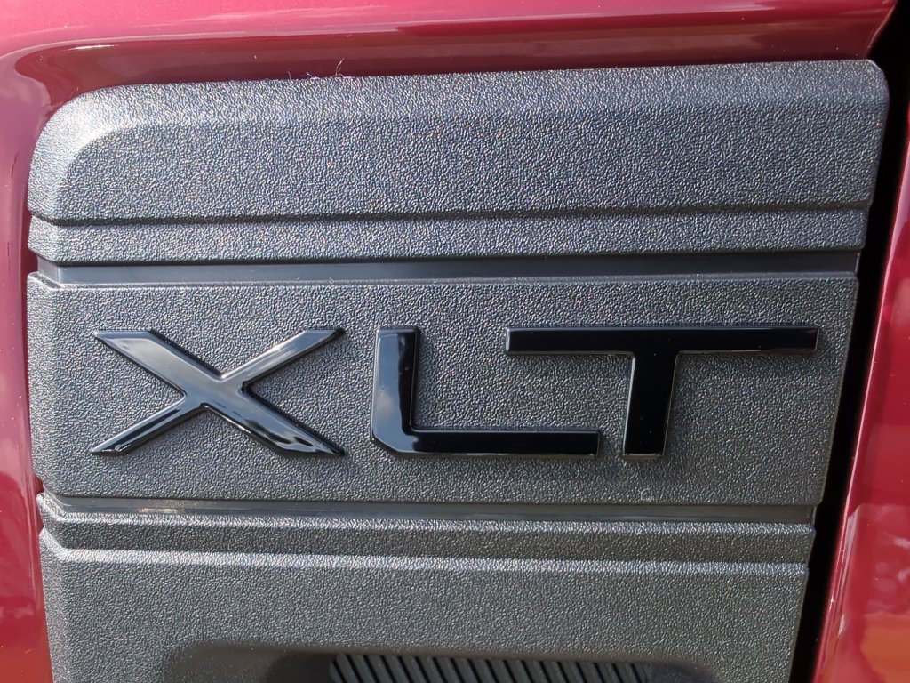 New 2025 Ford Maverick XLT w/ XLT Luxury Package image 10