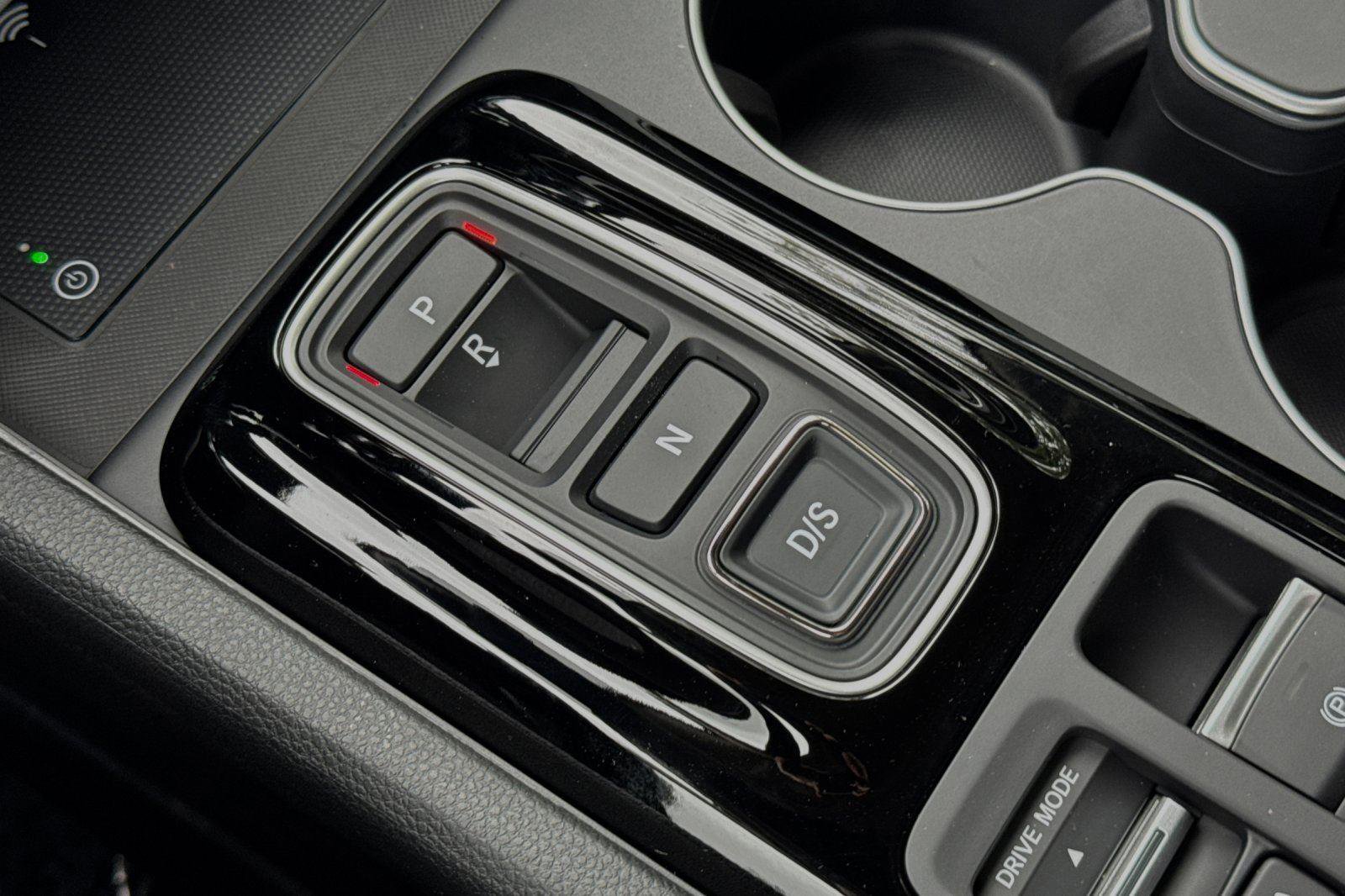 New 2025 Honda Pilot Touring image 24