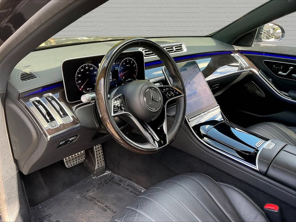 Used 2022 Mercedes-Benz S 500 4MATIC w/ AMG Line Package image 14