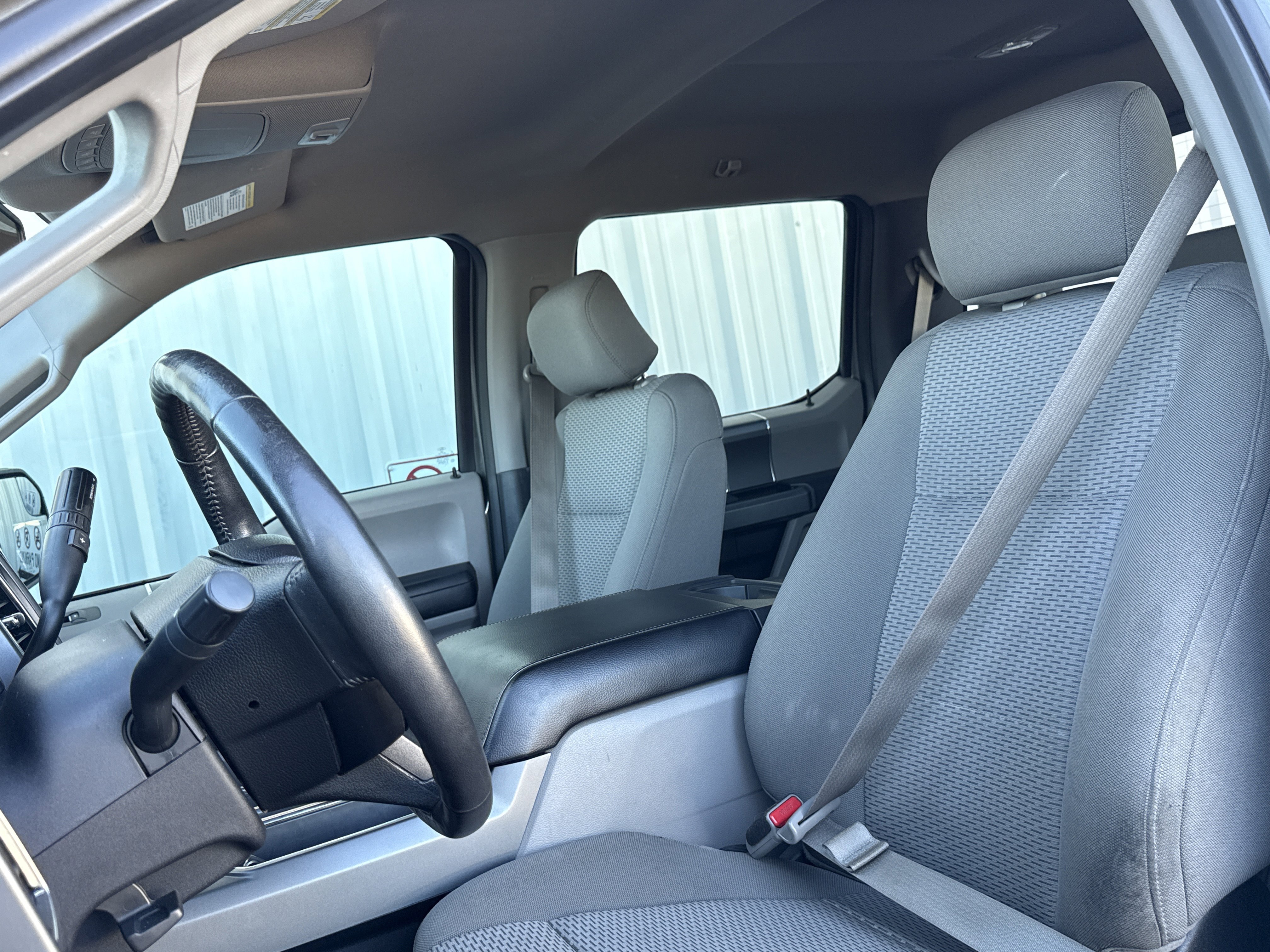 Used 2017 Ford F150 XLT w/ Equipment Group 302A Luxury image 19