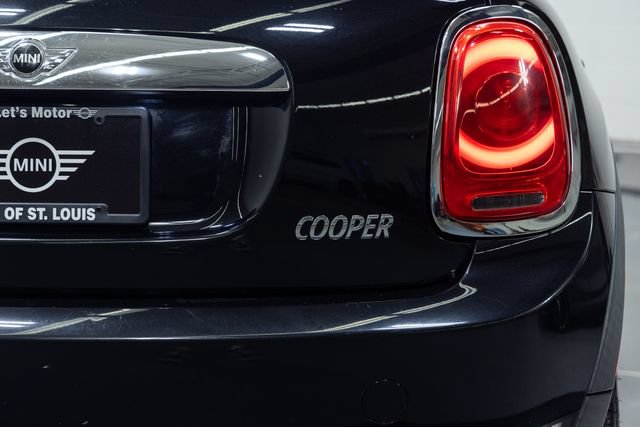 Used 2014 MINI Cooper 2-Door Hardtop FWD image 8