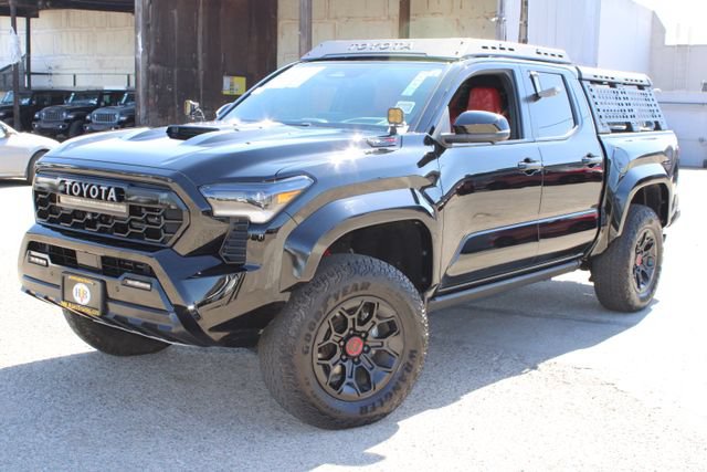 Used 2024 Toyota Tacoma TRD Pro AWD/4WD image 19