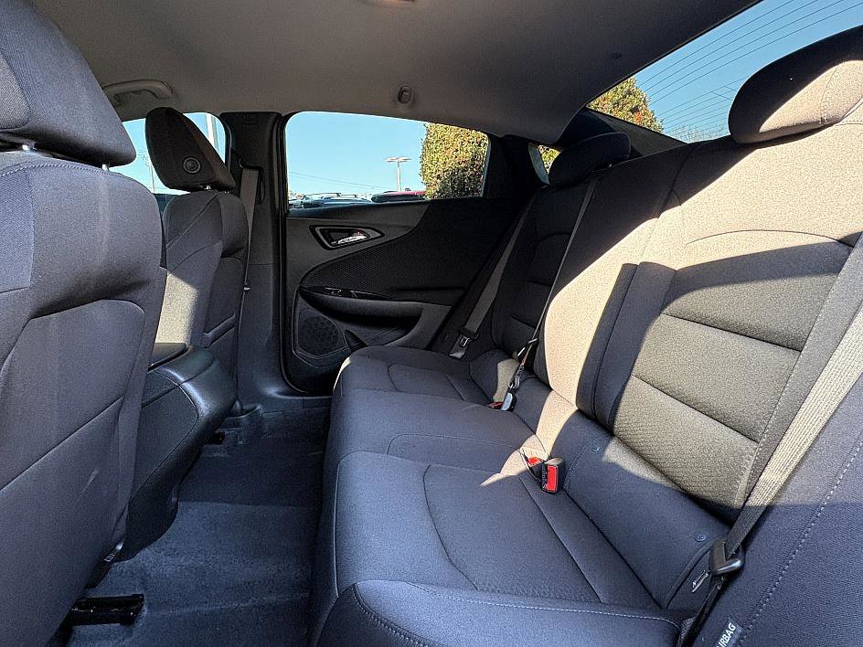 Certified 2025 Chevrolet Malibu RS image 10