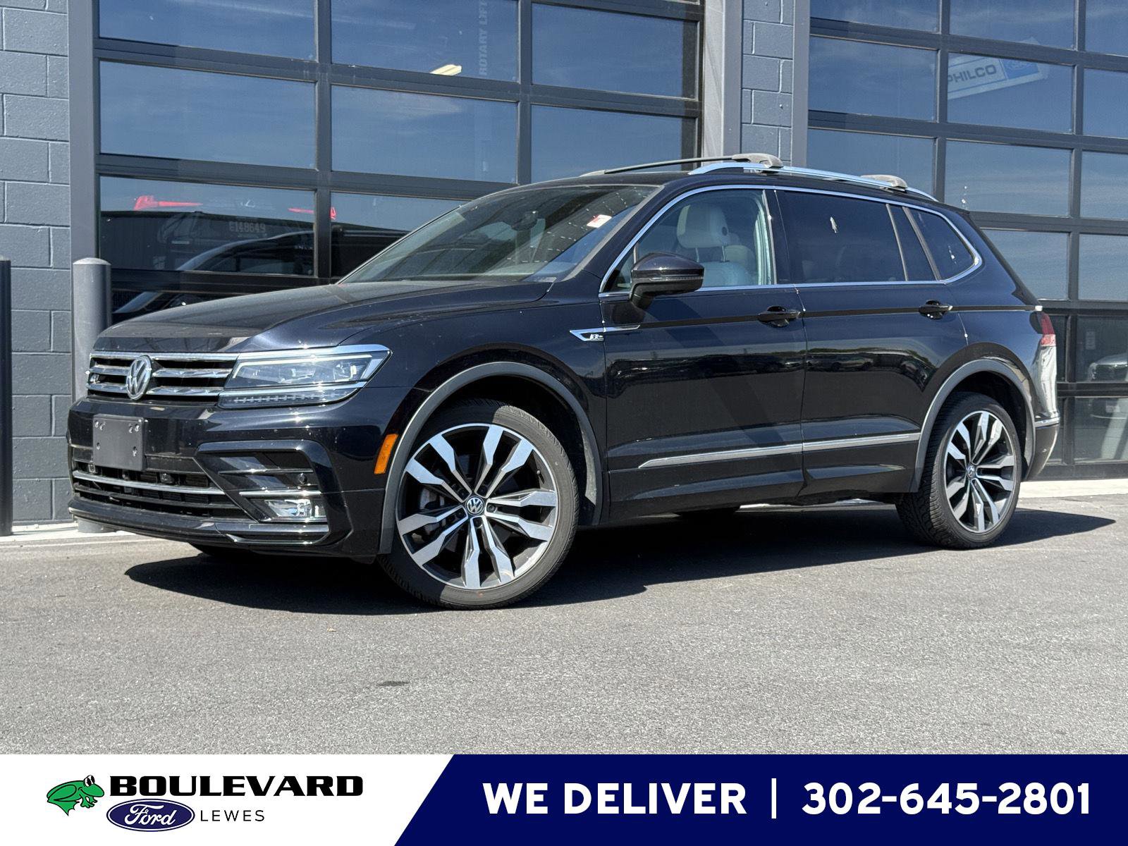 Used 2021 Volkswagen Tiguan SEL Premium R-Line w/ 3rd Row Seat Package AWD/4WD image 1