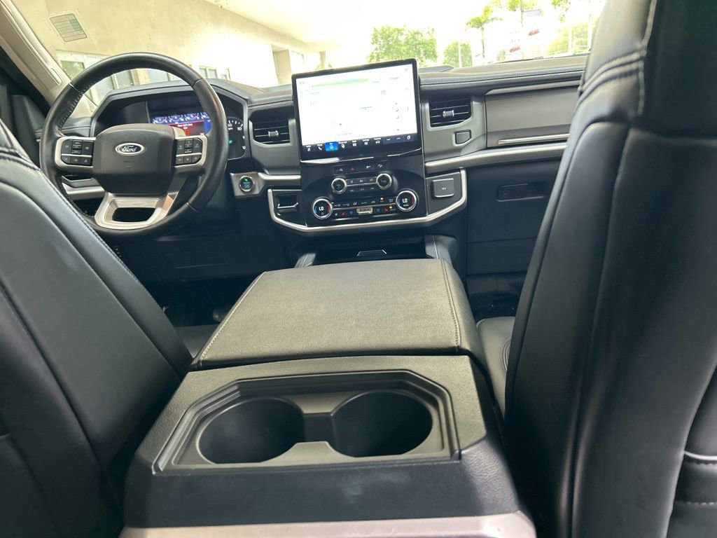 Used 2024 Ford Expedition Max XLT AWD/4WD image 29