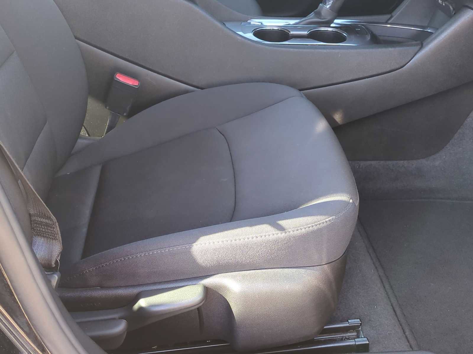 Used 2023 Chevrolet Malibu LT image 28