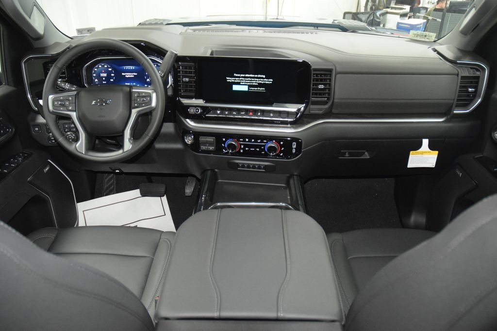 New 2026 Chevrolet Silverado 2500 LTZ w/ LTZ Plus Package AWD/4WD image 36