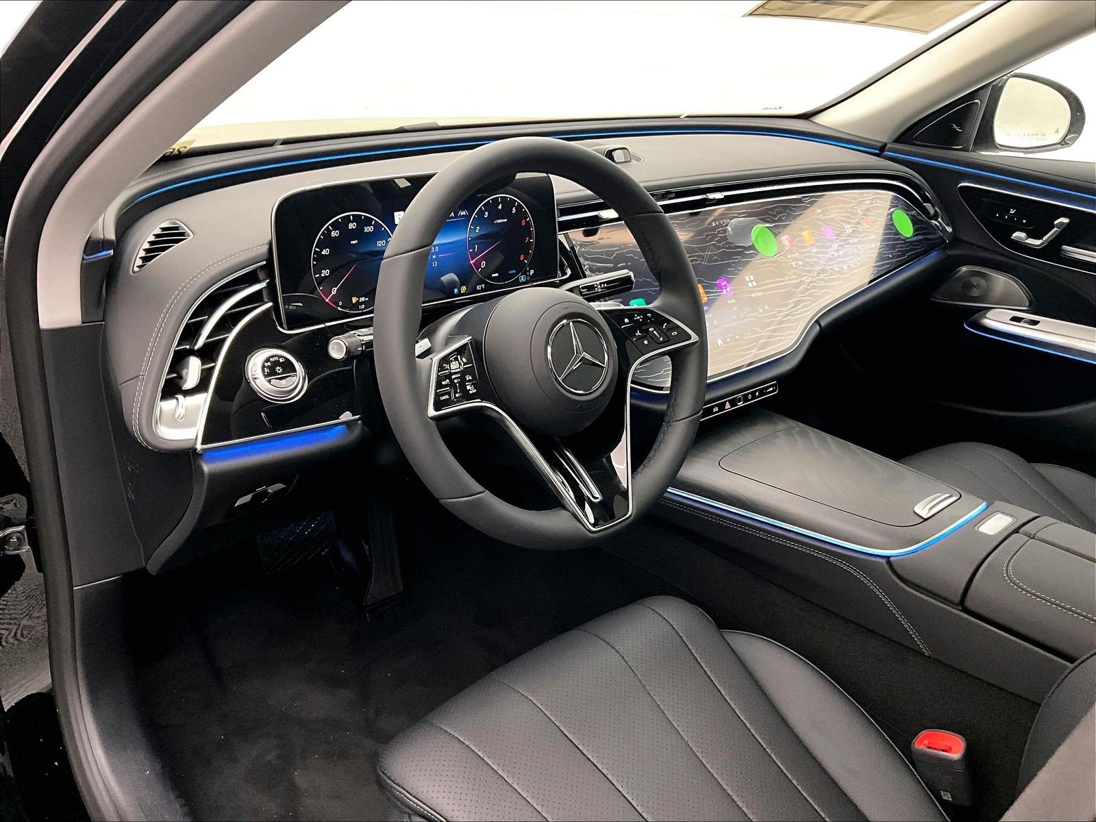 New 2026 Mercedes-Benz E 450 4MATIC Sedan image 6