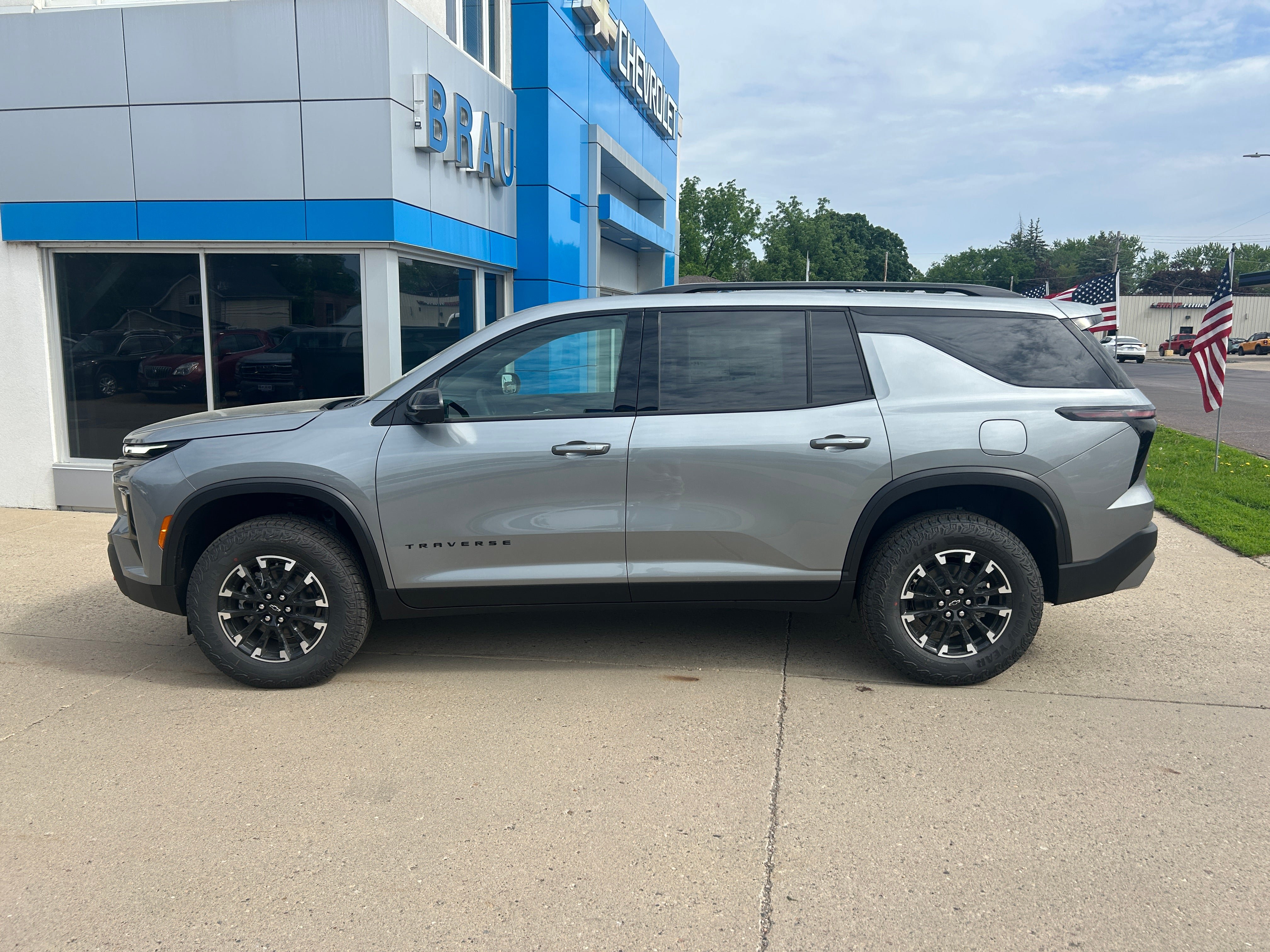 New 2026 Chevrolet Traverse Z71 w/ Driver Confidence Package