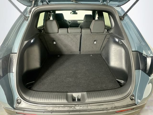 Certified 2025 Honda HR-V Sport image 30