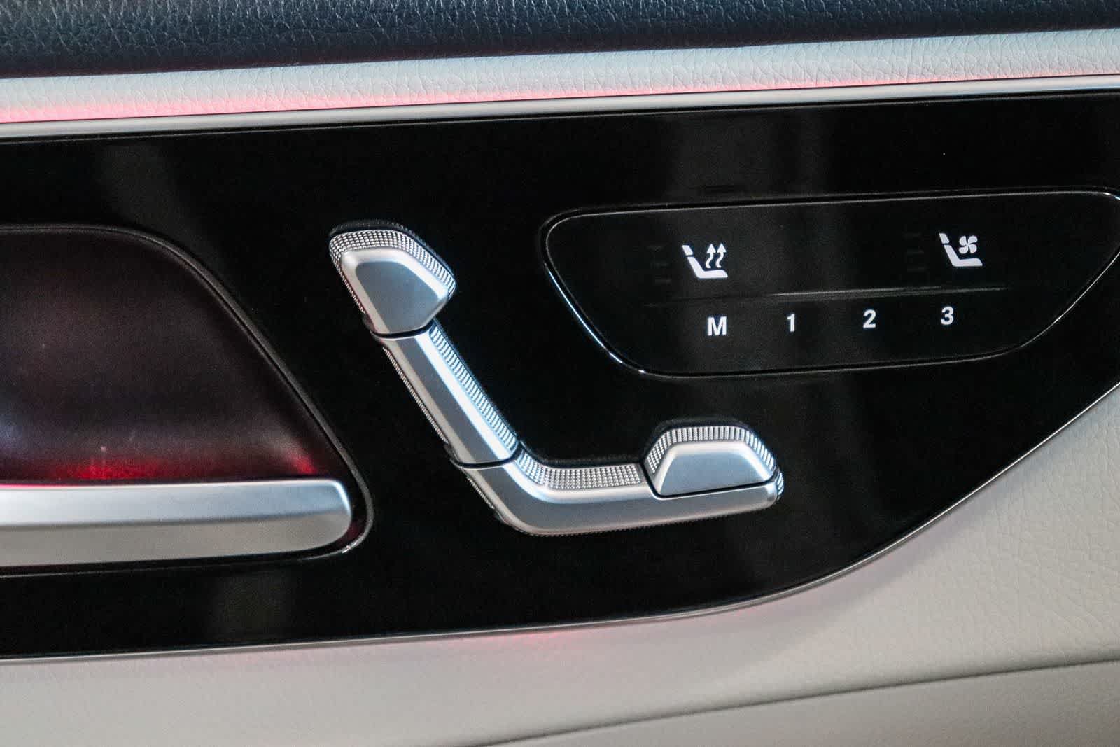 Certified 2023 Mercedes-Benz C 300 Sedan image 21