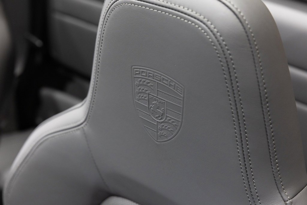 Used 2023 Porsche 911 Carrera w/ Sport Chrono Package image 30