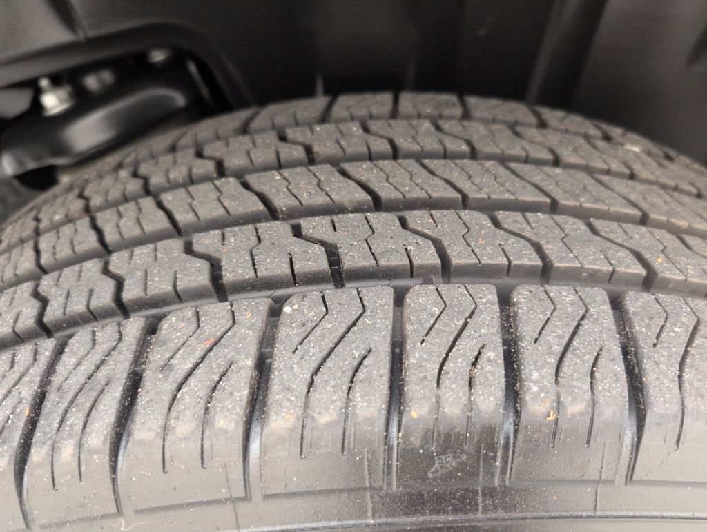 Certified 2024 Ford F150 Lightning Lariat image 24