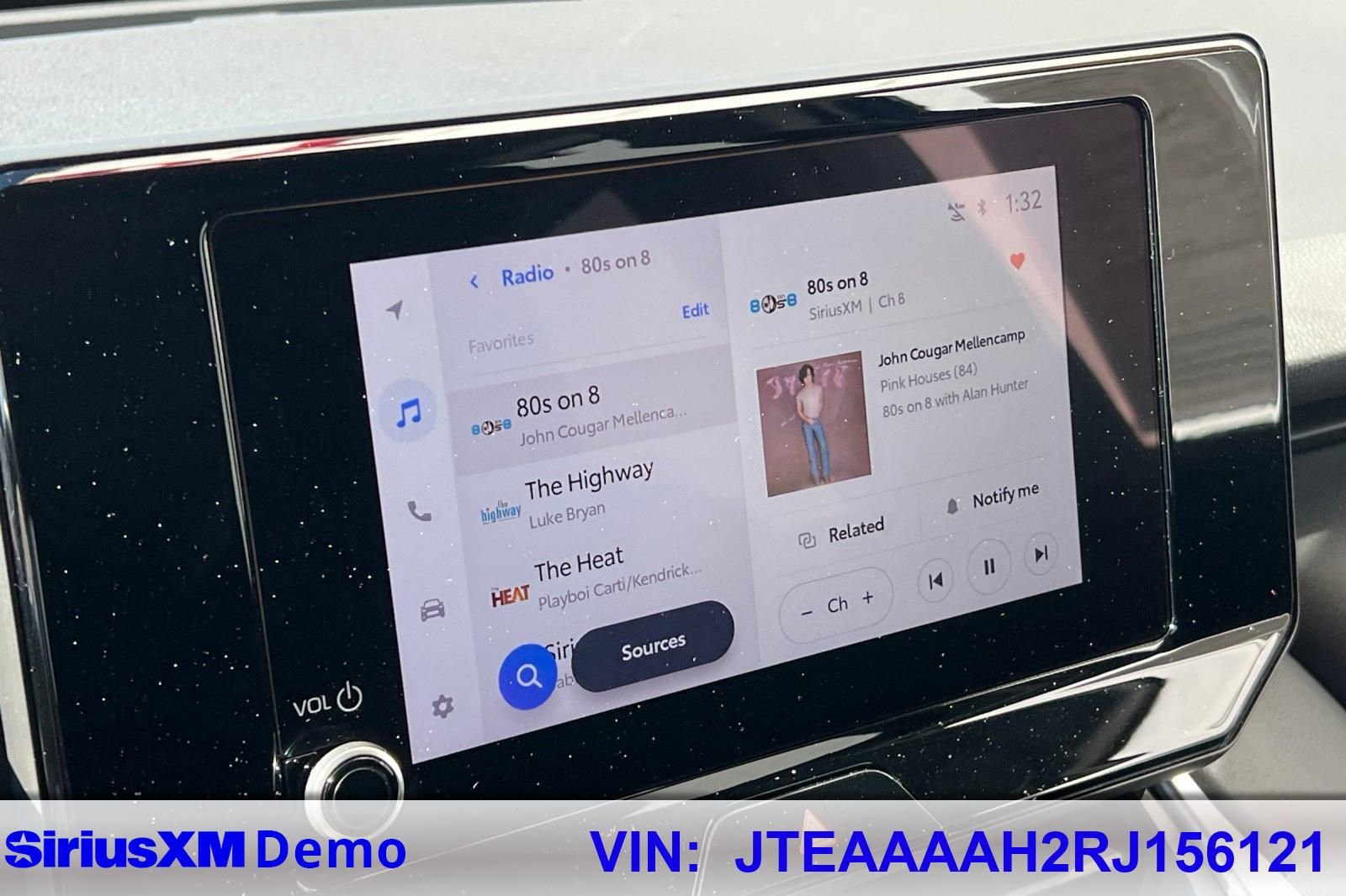 Certified 2024 Toyota Venza LE image 35