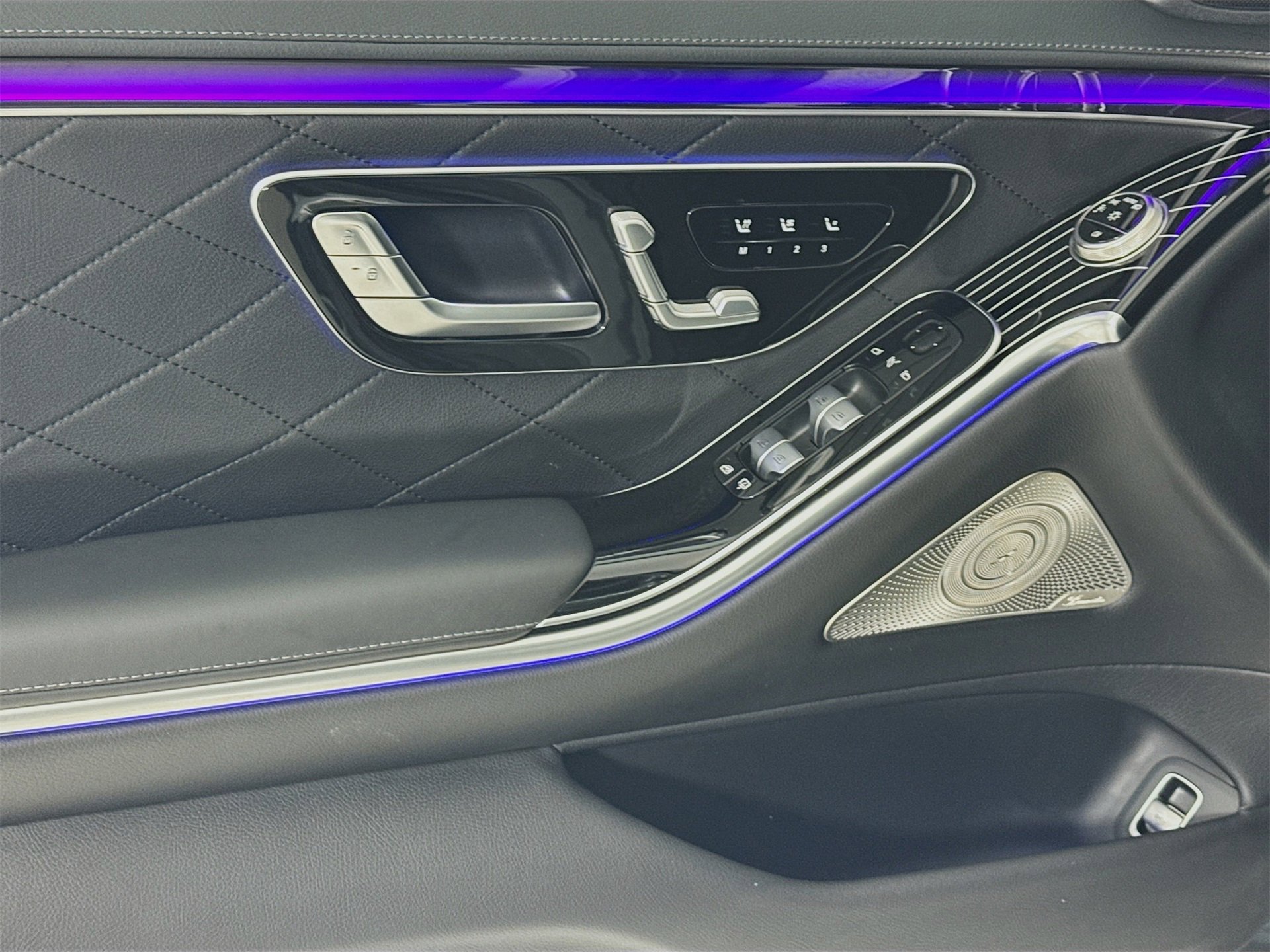 Used 2025 Mercedes-Benz S 580 4MATIC Sedan image 19