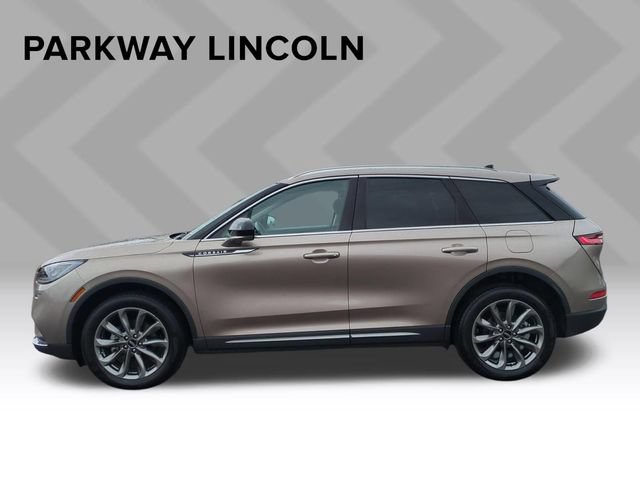 Used 2021 Lincoln Corsair FWD w/ Premium Package image 2
