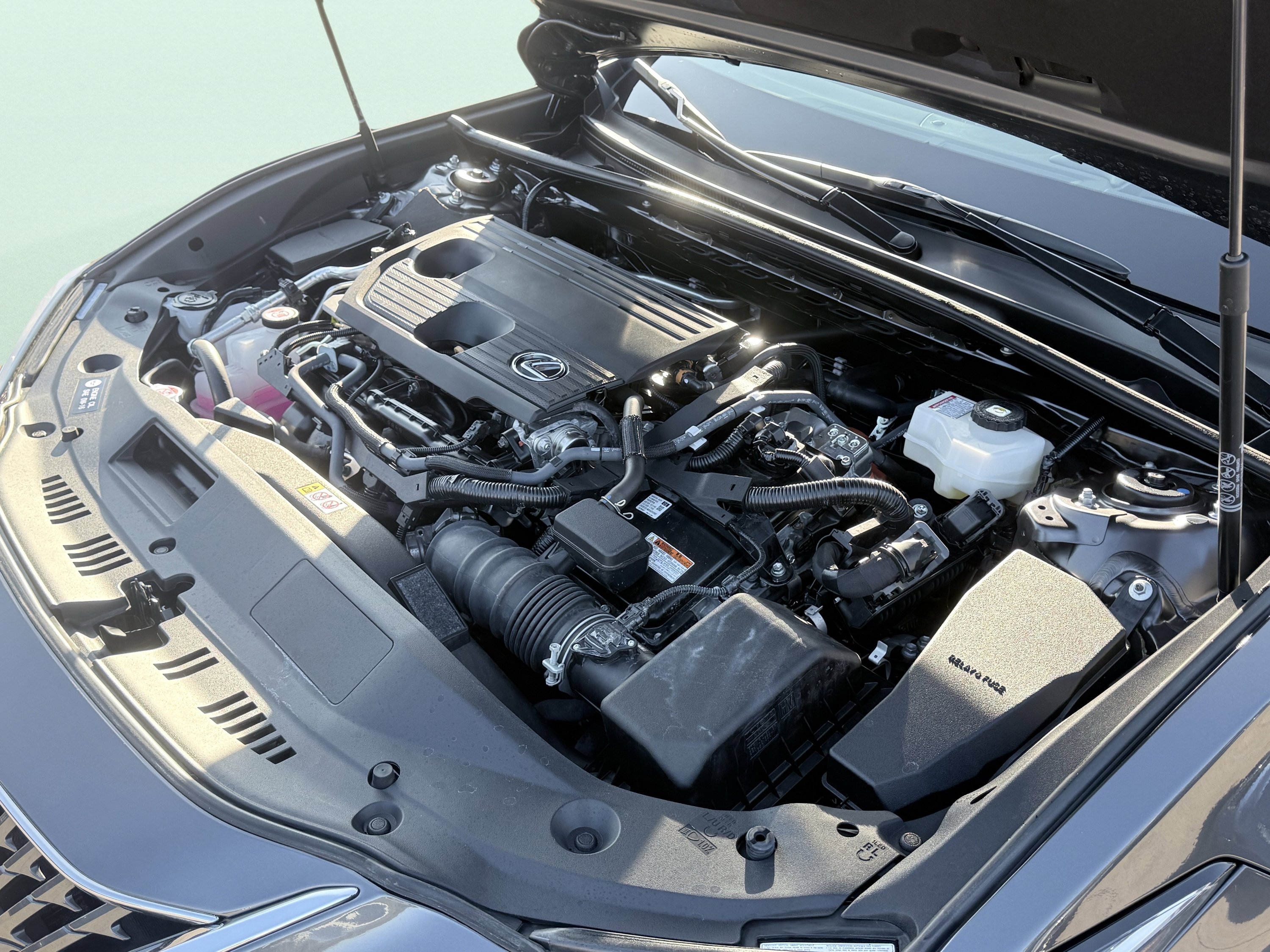 Used 2025 Lexus ES 300h ES 300h F SPORT Design w/ Premium Package image 54