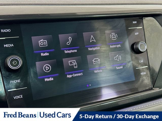 Used 2023 Volkswagen Taos SEL image 16