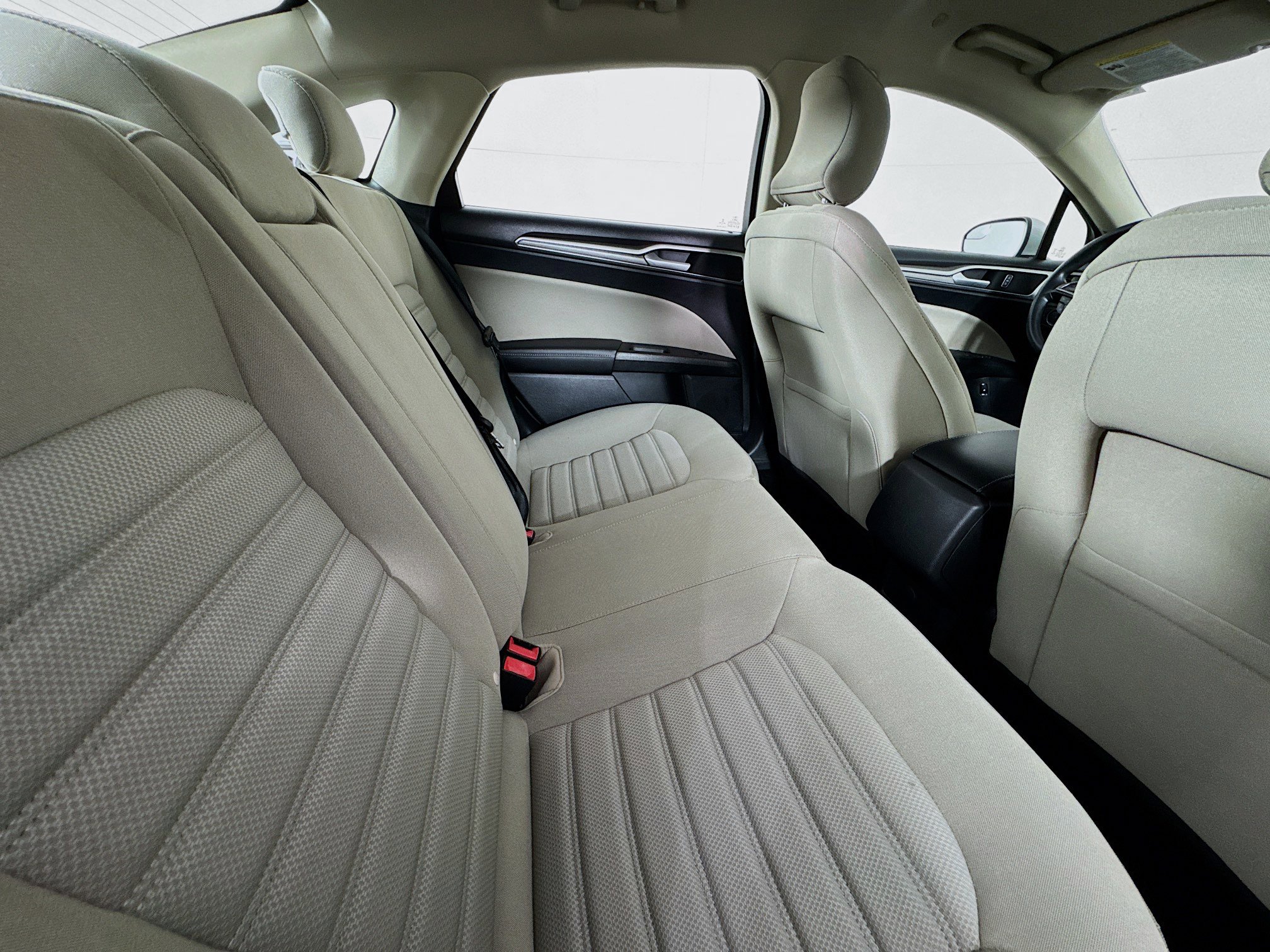 Used 2018 Ford Fusion S image 26