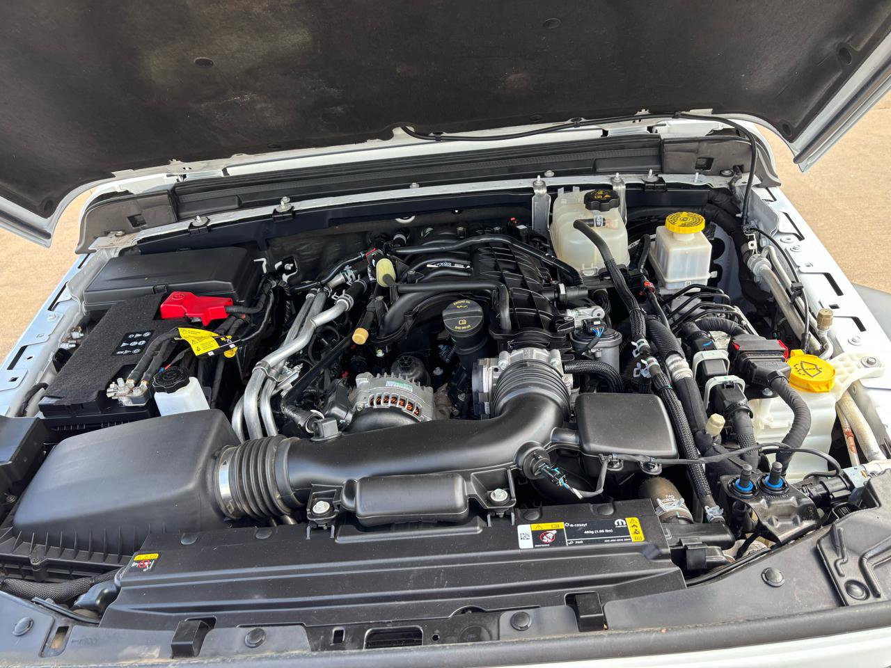 Used 2023 Jeep Gladiator Sport AWD/4WD image 20