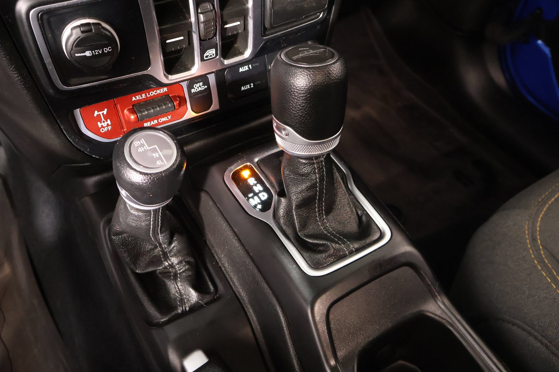 Used 2024 Jeep Gladiator Sport AWD/4WD image 8