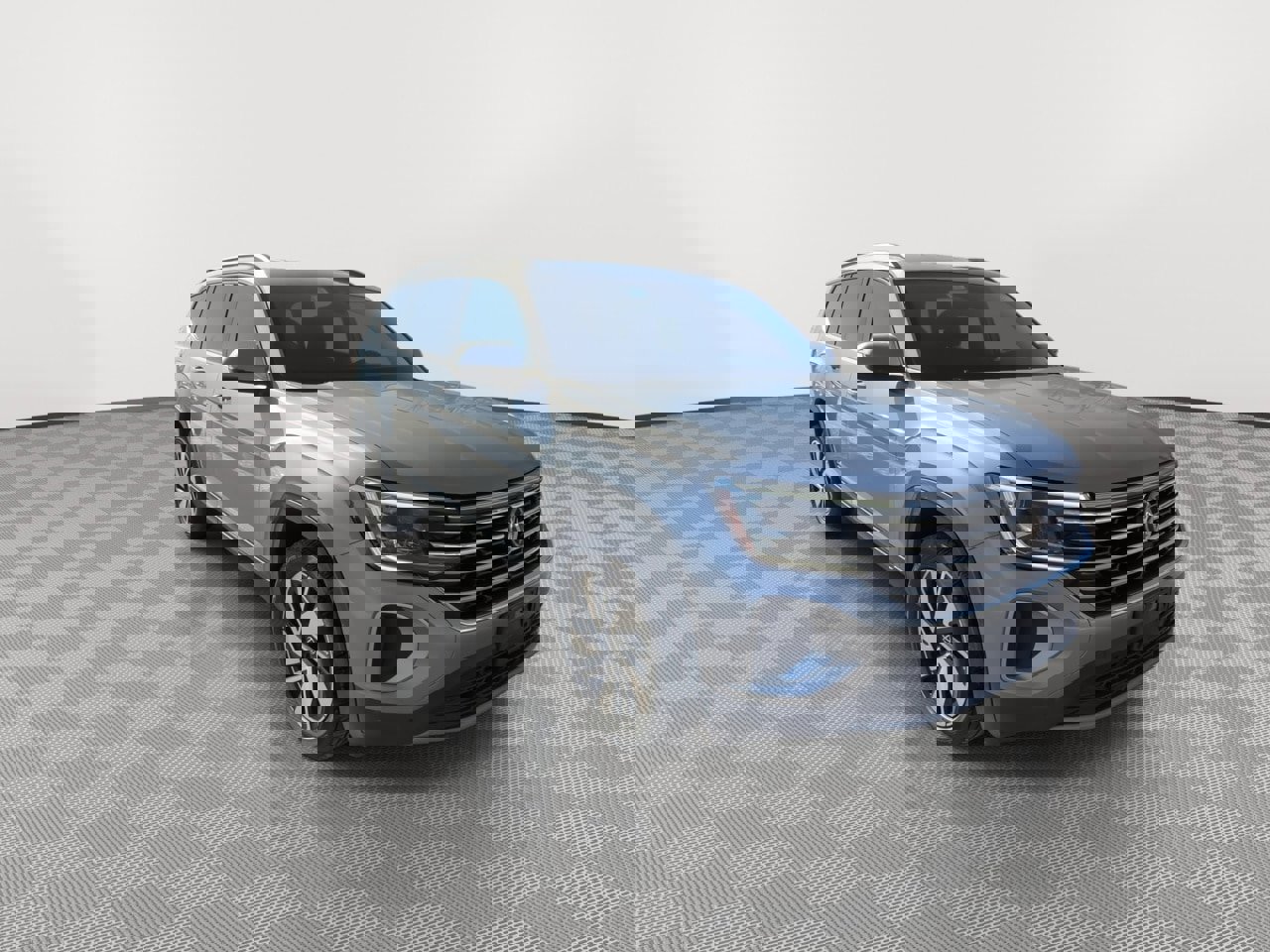 Used 2024 Volkswagen Atlas SE image 2