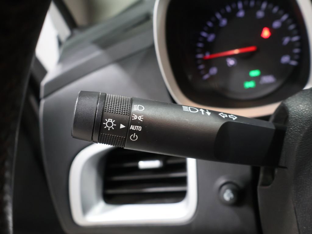 Used 2015 Chevrolet Equinox LT w/ Driver Convenience Package image 35