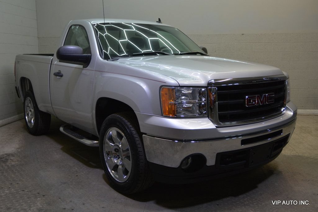 Used 2010 GMC Sierra 1500 SLE w/ SLE Preferred Package AWD/4WD image 1