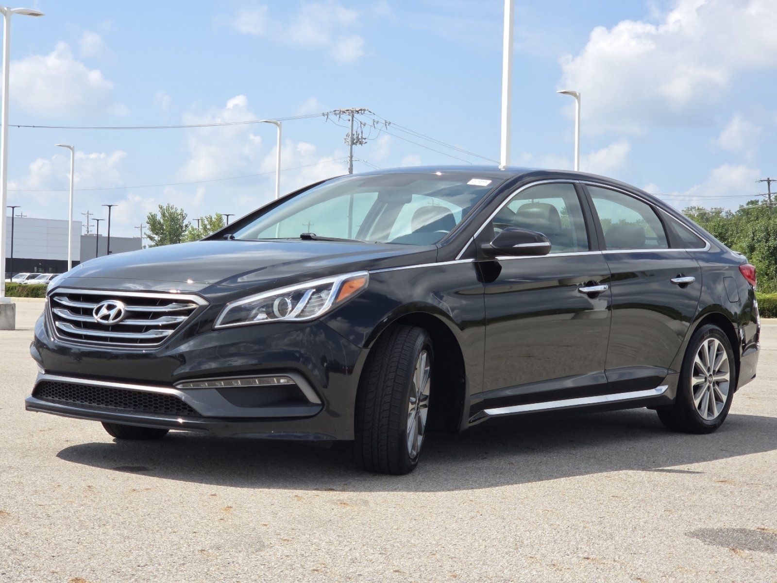 Used 2017 Hyundai Sonata Limited FWD image 13